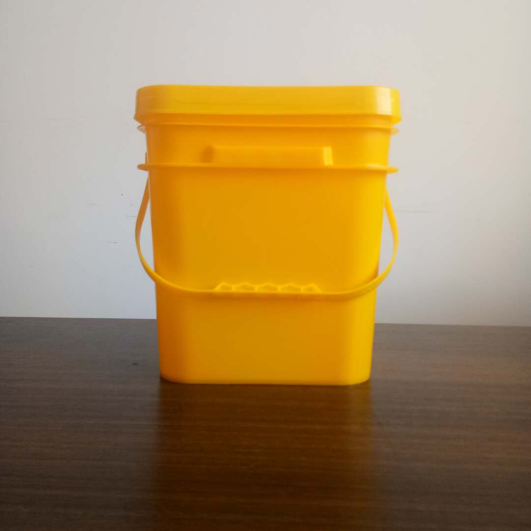 山東（dōng）塑料桶 塑料桶生產廠家 化工桶生產廠家（jiā）