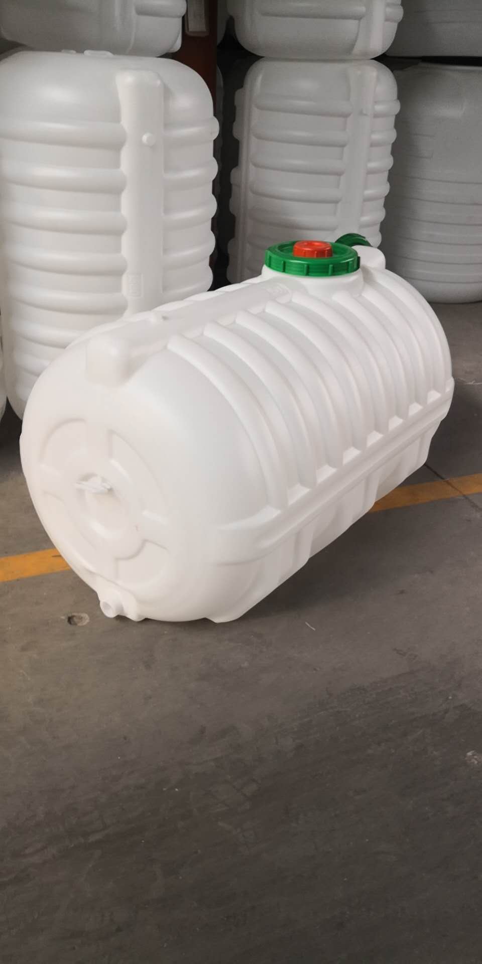 1噸塑料桶，1噸塑料水塔（tǎ）
